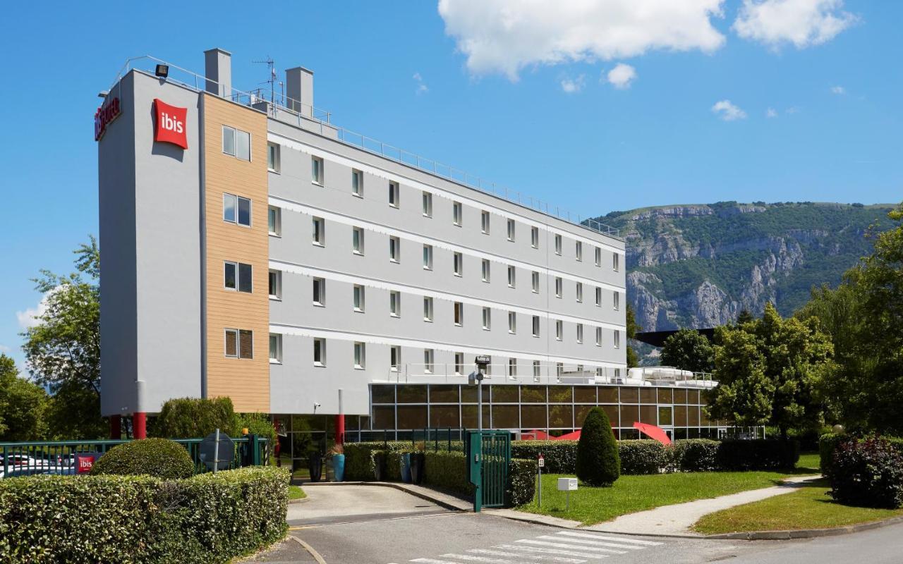 Готель Ibis Archamps Porte De Geneve Екстер'єр фото